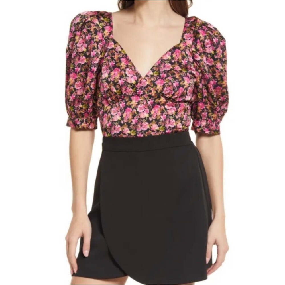 NWT VERO MODA Elly Floral Puff Sleeve